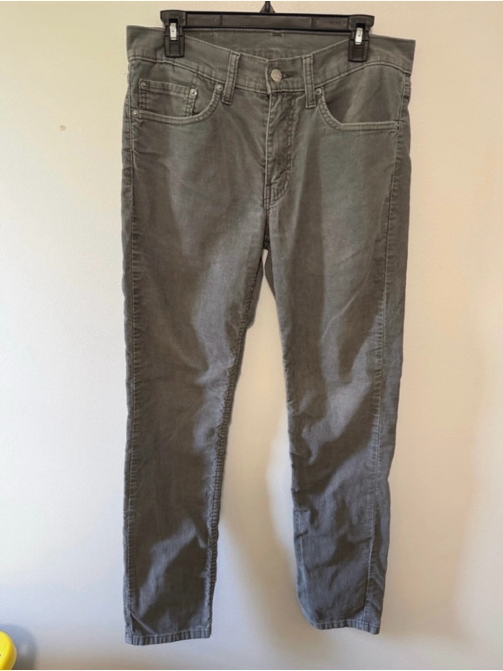Levi's Slim Men's Jeans in Washed Gray